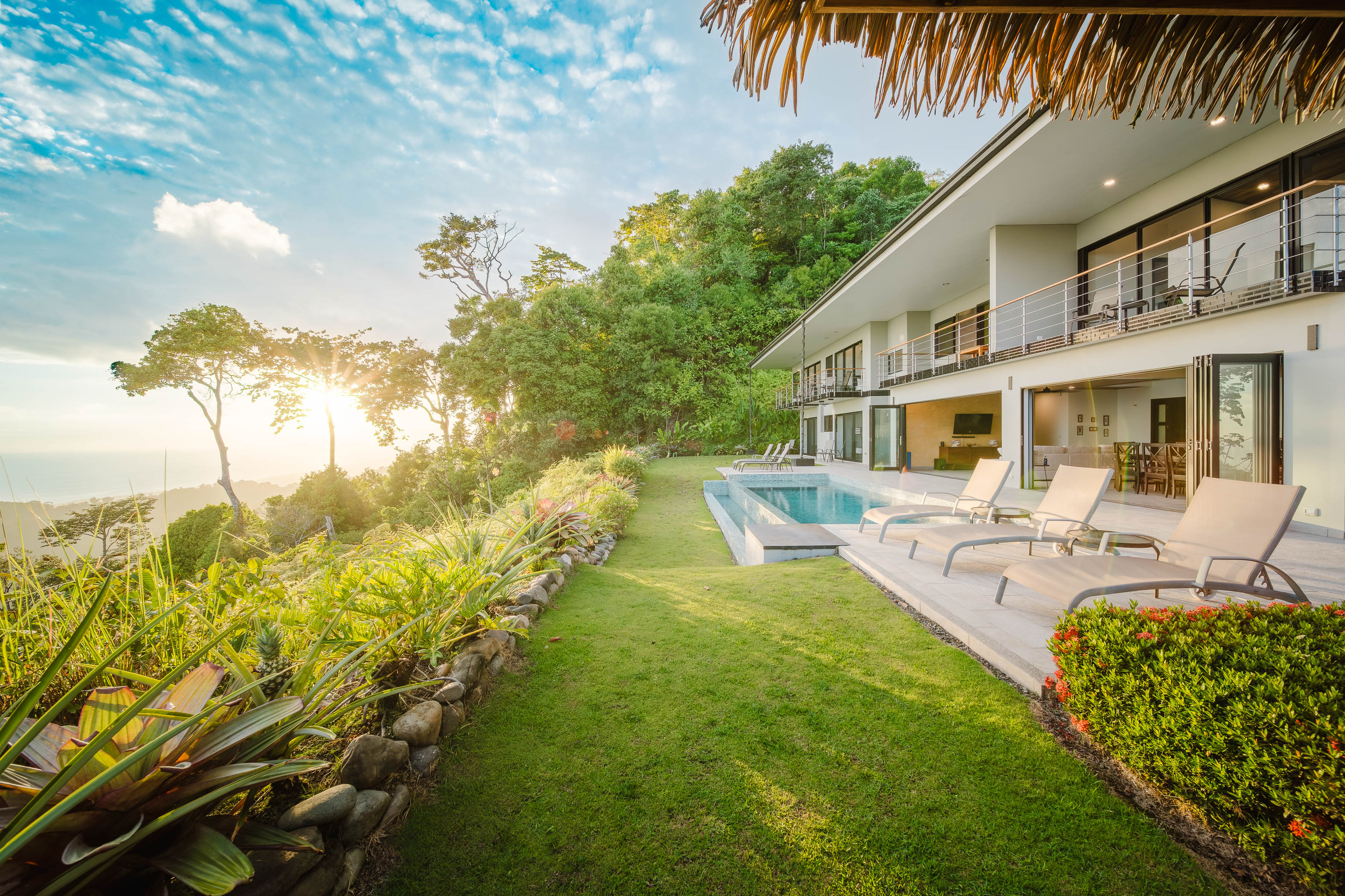 5 bed Single Family Homes For Sale in Dominical, Puntarenas - thumb 1