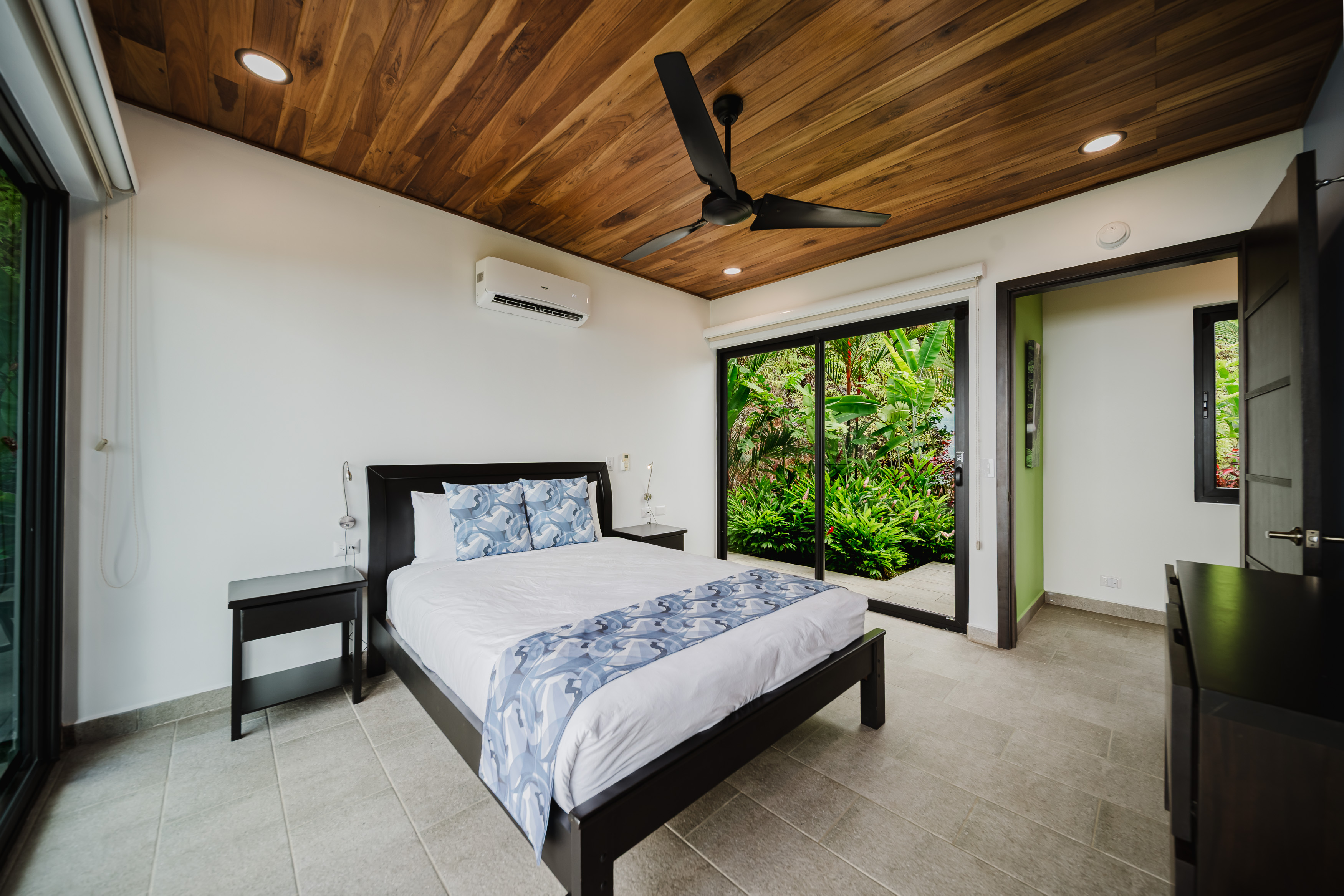 5 bed Single Family Homes For Sale in Dominical, Puntarenas - thumb 27