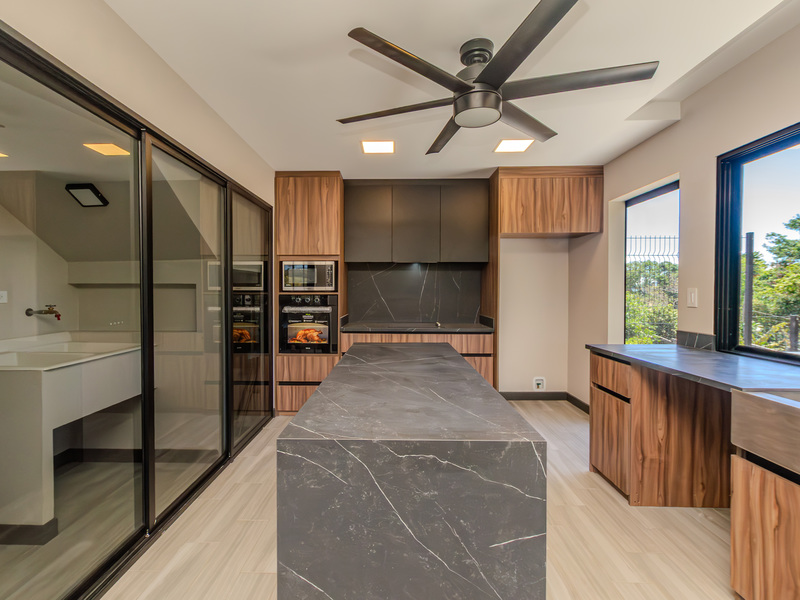4 bed Single Family Homes For Sale in Grecia, Alajuela - hero 6