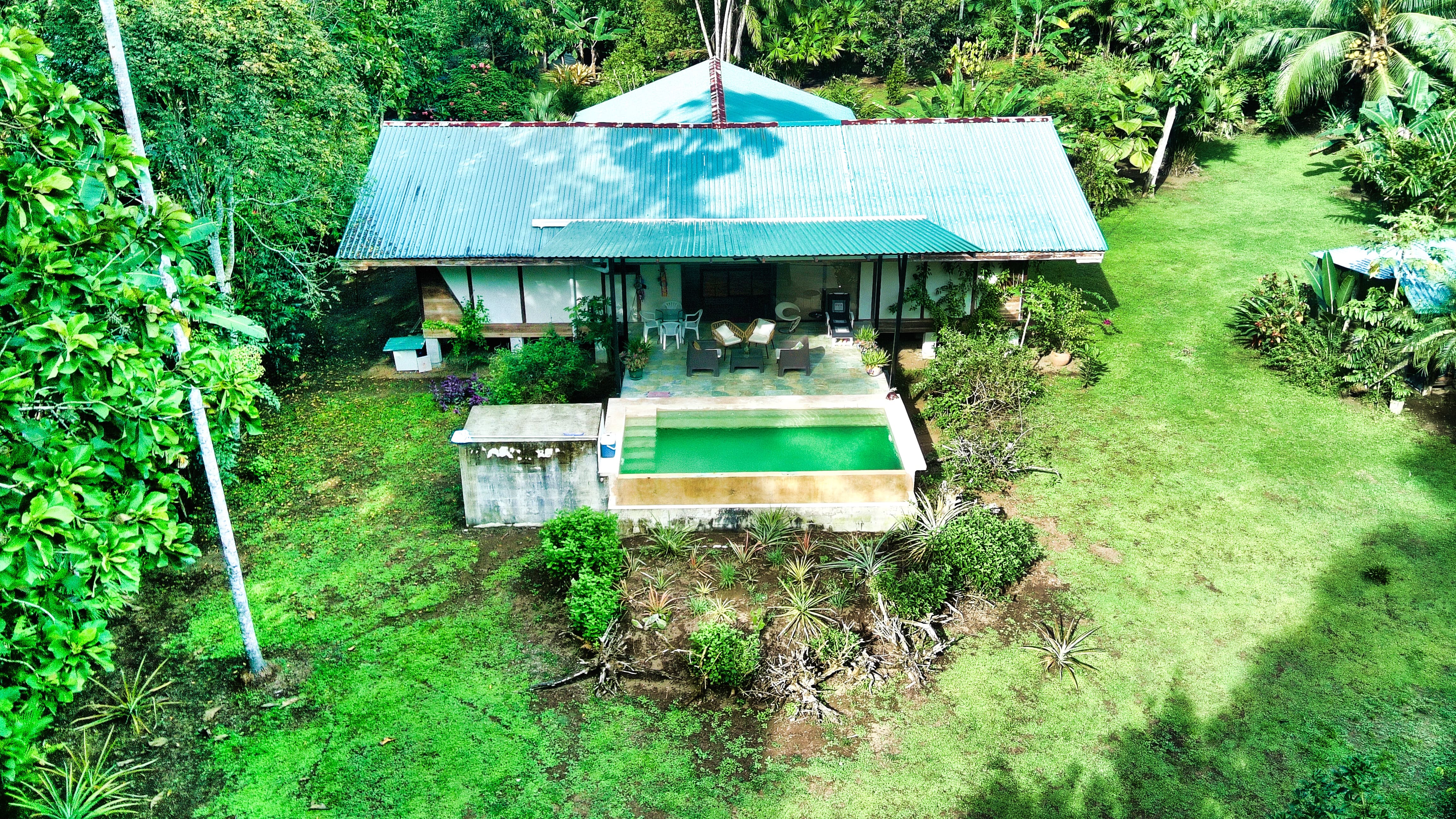 4 bed Single Family Homes For Sale in Cahuita, Limón - thumb 3