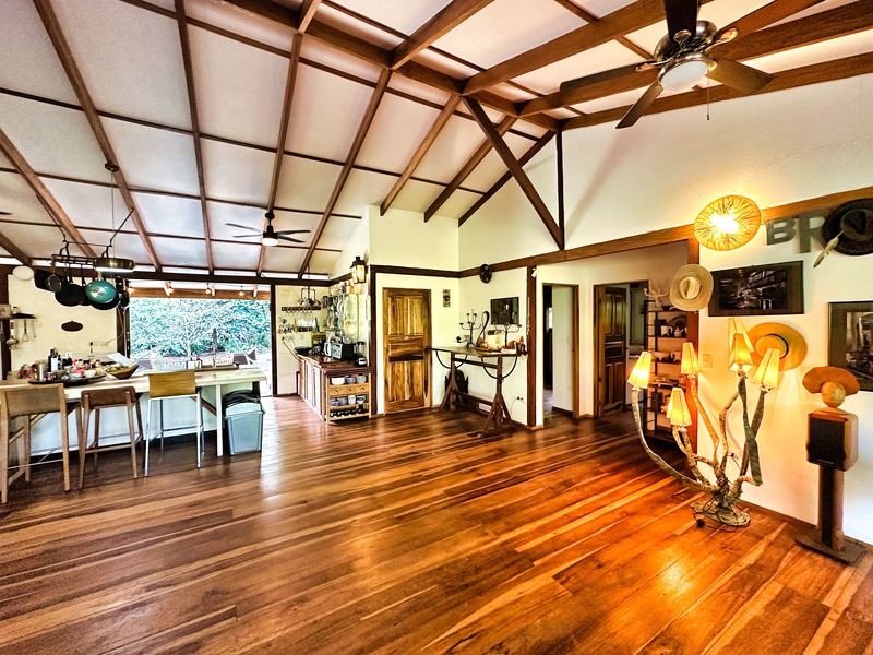 4 bed Single Family Homes For Sale in Cahuita, Limón - hero 27