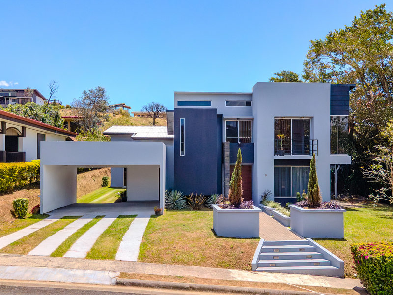 3 bed Single Family Homes For Sale in Grecia, Alajuela - hero 2