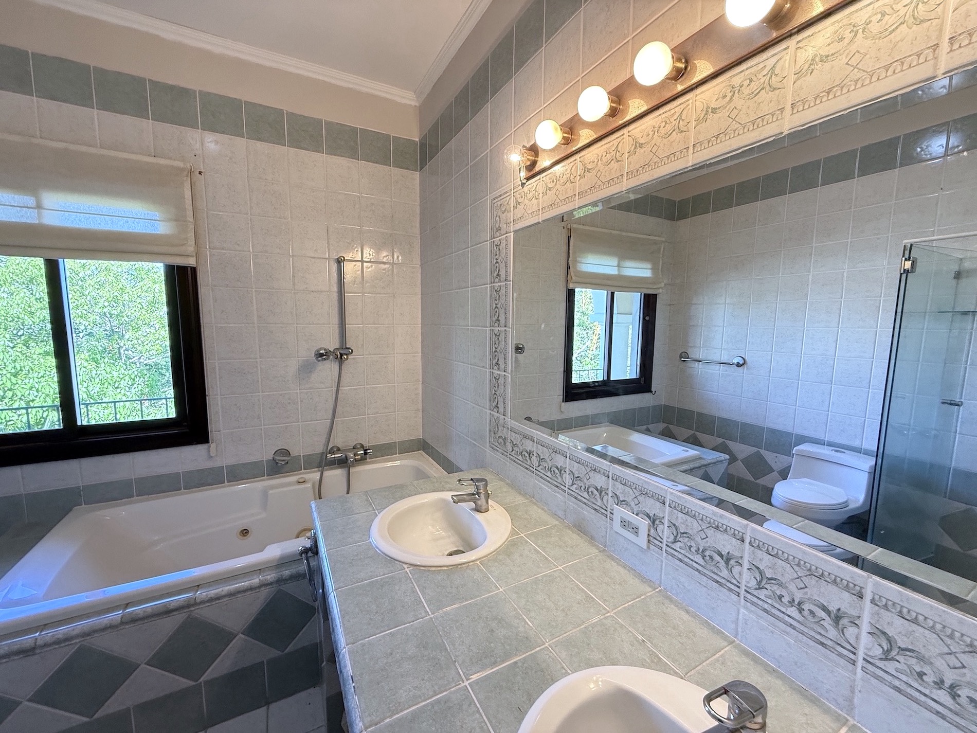 3 bed Apartment For Sale in Escazu, San Jose - thumb 13