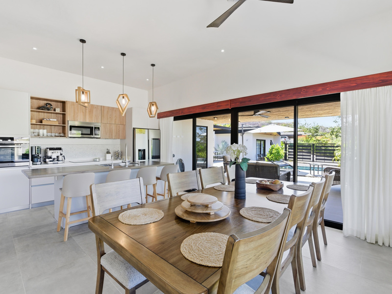 4 bed Single Family Homes For Sale in Playa Flamingo, Guanacaste - hero 6