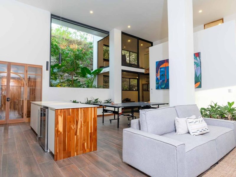 4 bed Single Family Homes For Sale in Tamarindo, Guanacaste - hero 18