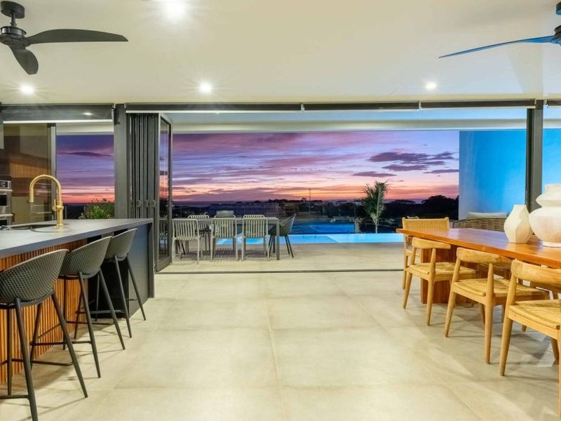 4 bed Single Family Homes For Sale in Tamarindo, Guanacaste - hero 5