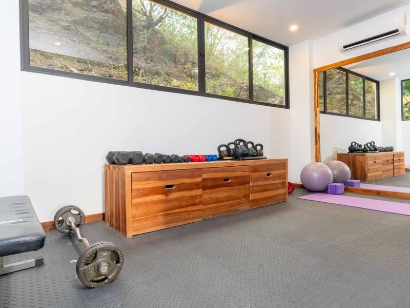 4 bed Single Family Homes For Sale in Tamarindo, Guanacaste - hero 22