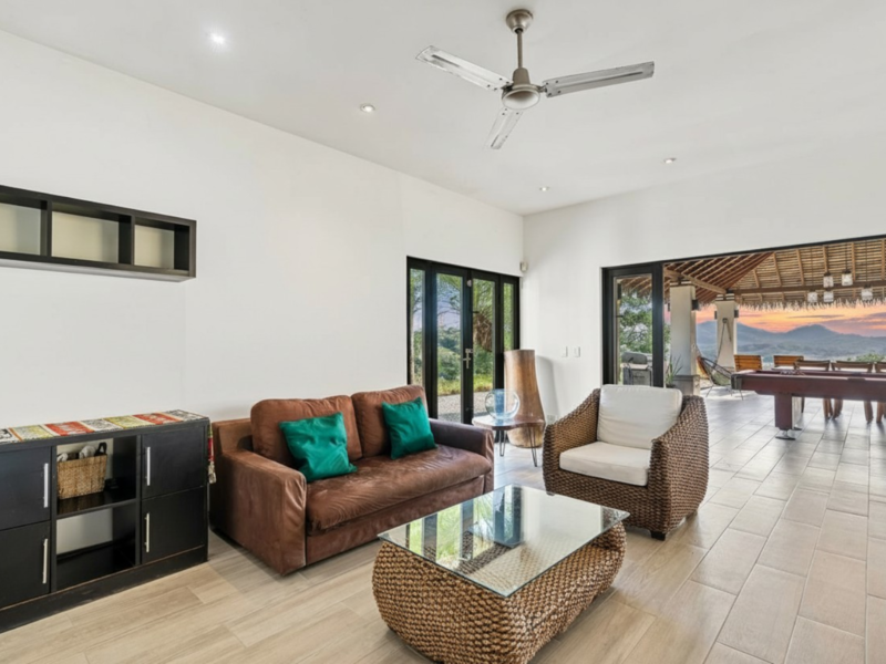 3 bed Single Family Homes For Sale in Tamarindo, Guanacaste - hero 7