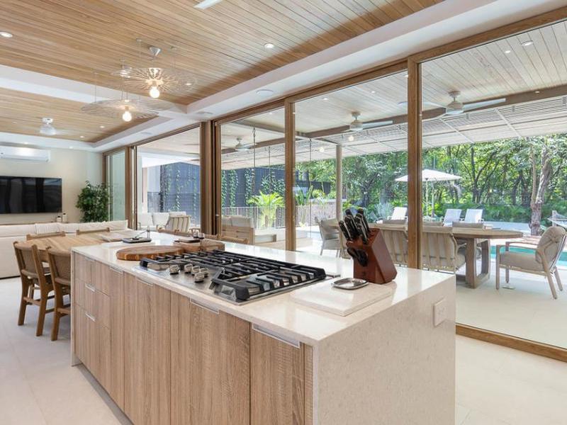 5 bed Single Family Homes For Sale in Playa Grande, Guanacaste - hero 3