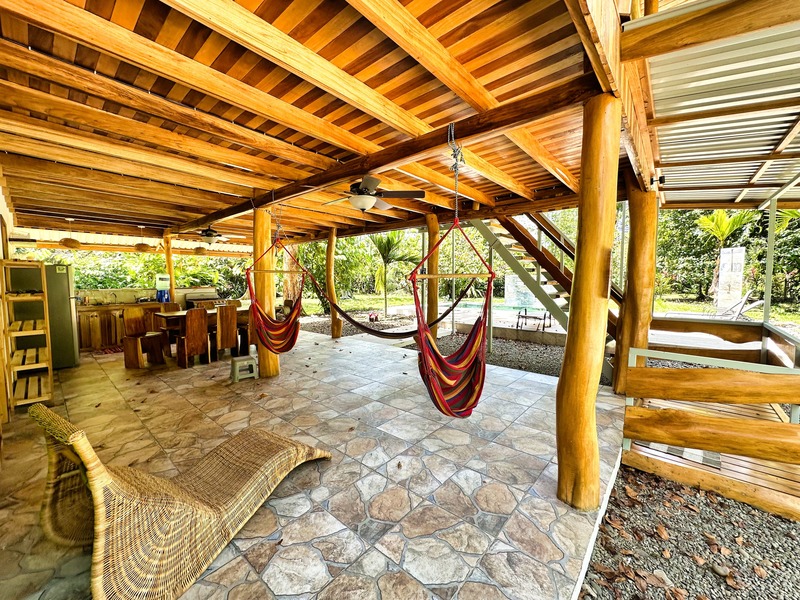 4 bed Single Family Homes For Sale in Puerto Viejo, Limón - hero 10