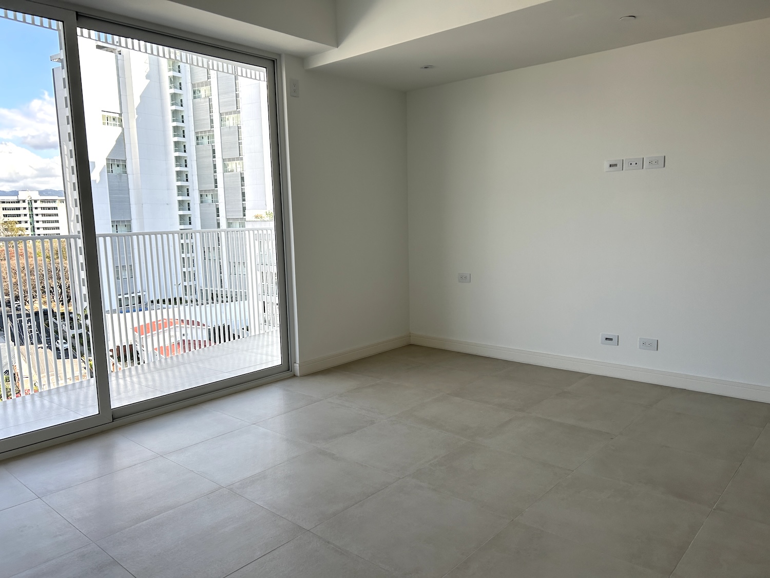 1 bed Condo For Sale in Rohrmoser, San Jose - thumb 3