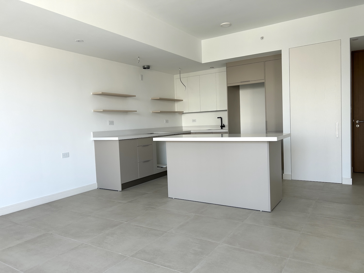 1 bed Condo For Sale in Rohrmoser, San Jose - thumb 2