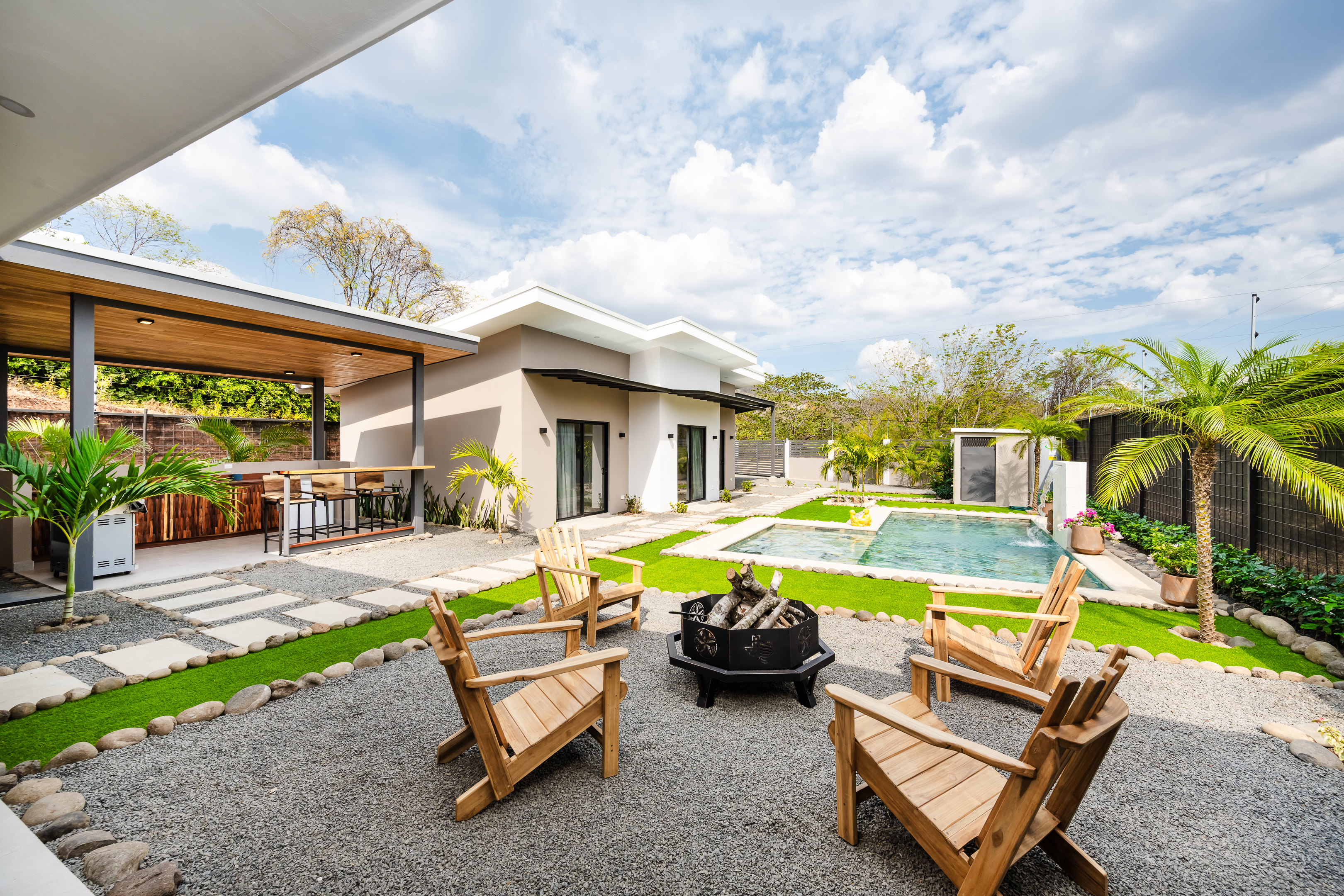 5 bed Single Family Homes For Sale in Playa Potrero, Guanacaste - thumb 22