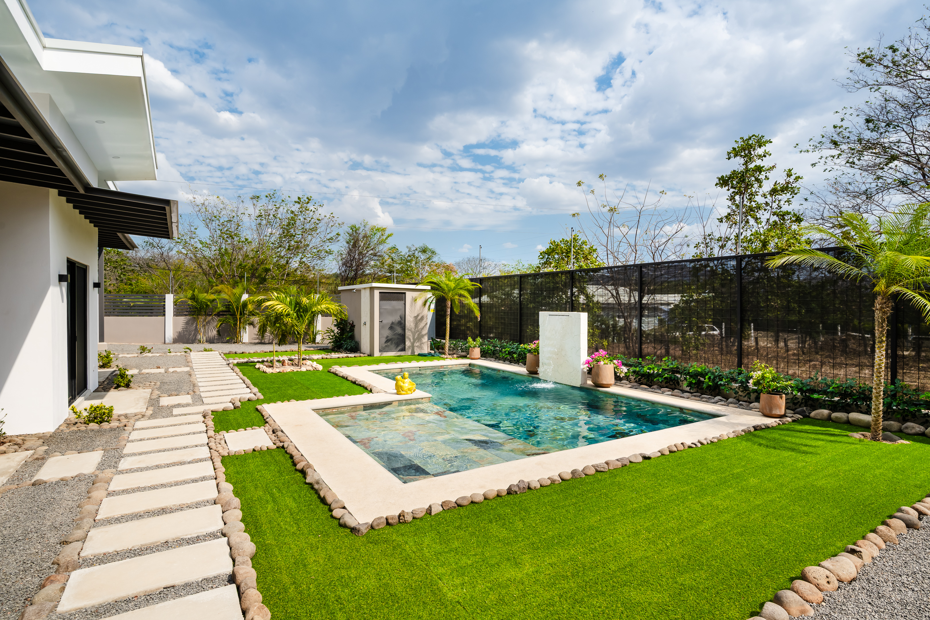 5 bed Single Family Homes For Sale in Playa Potrero, Guanacaste - thumb 21
