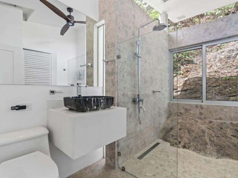 5 bed Single Family Homes For Sale in Playas Del Coco, Guanacaste - hero 26