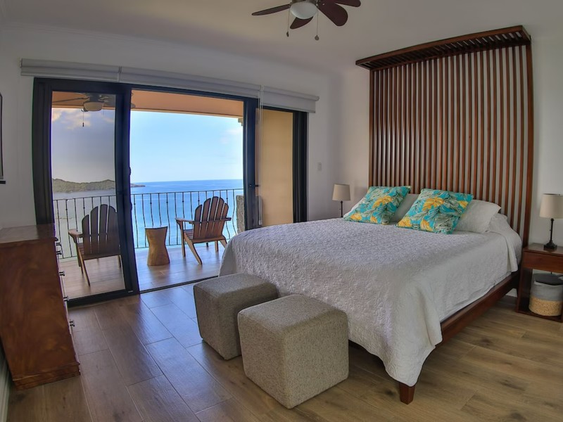 3 bed Condo For Sale in Playa Flamingo, Guanacaste - hero 10
