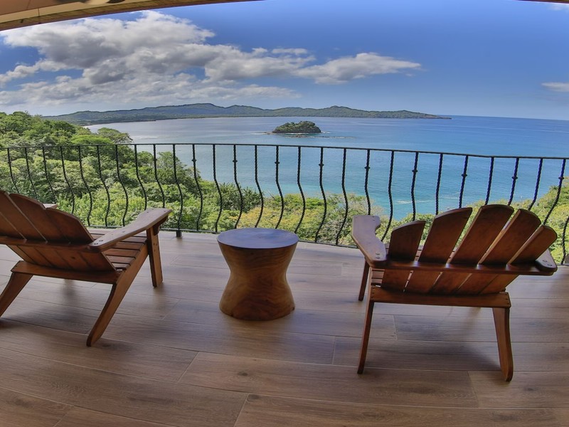 3 bed Condo For Sale in Playa Flamingo, Guanacaste - hero 13
