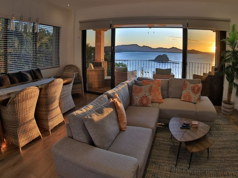 3 bed Condo For Sale in Playa Flamingo, Guanacaste - hero 3