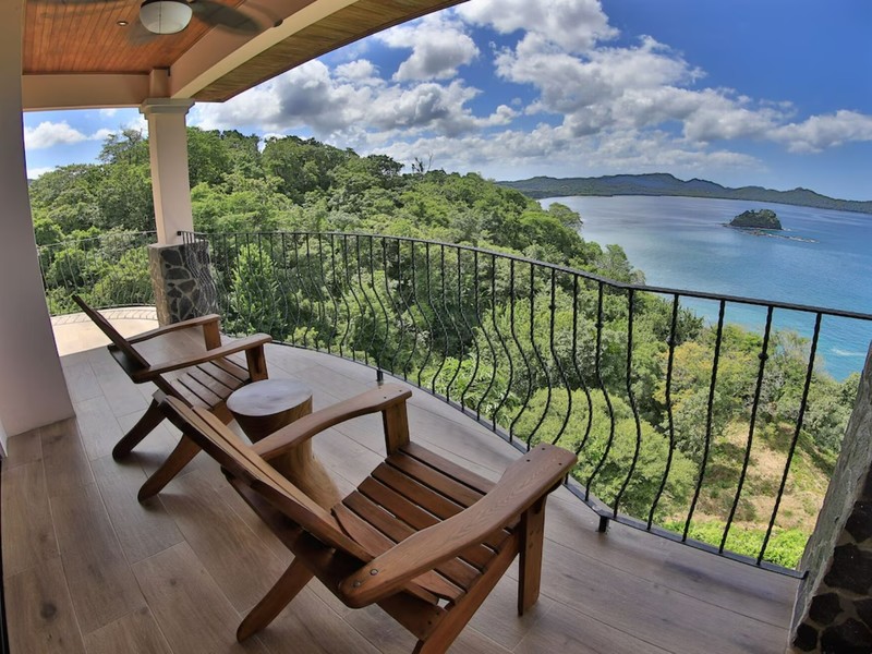 3 bed Condo For Sale in Playa Flamingo, Guanacaste - hero 11