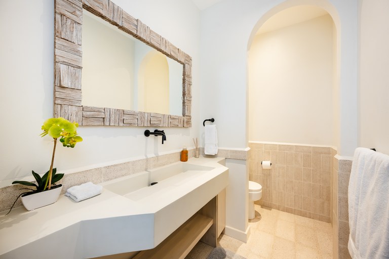 5 bed Single Family Homes For Sale in Playa Potrero, Guanacaste - thumb 18