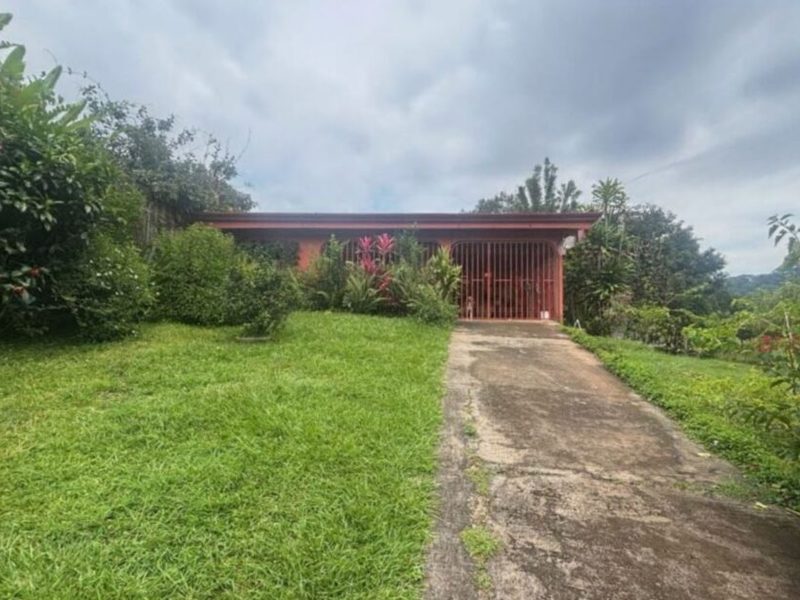 5 bed Single Family Homes For Sale in Atenas, Alajuela - 1