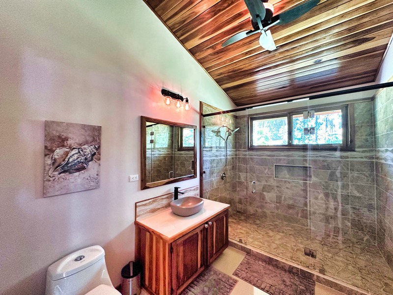 3 bed Single Family Homes For Sale in Cahuita, Limón - hero 18