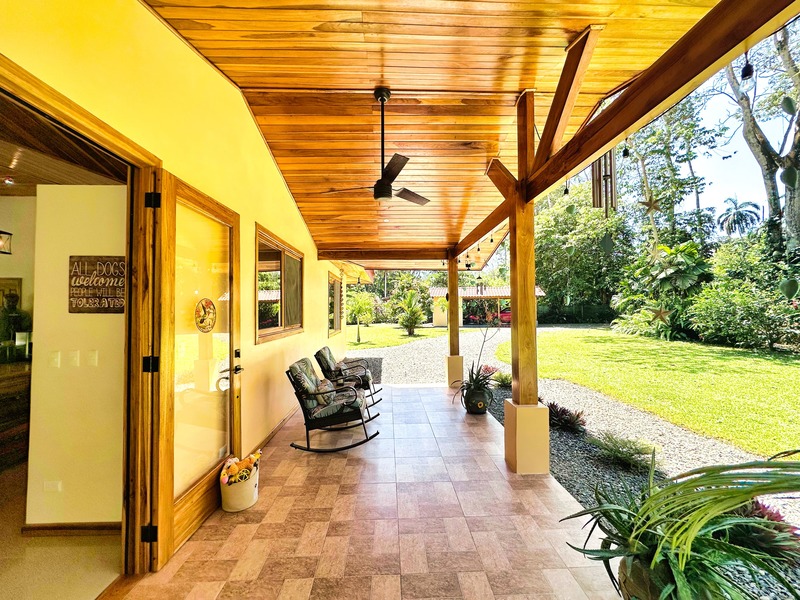 3 bed Single Family Homes For Sale in Cahuita, Limón - hero 24