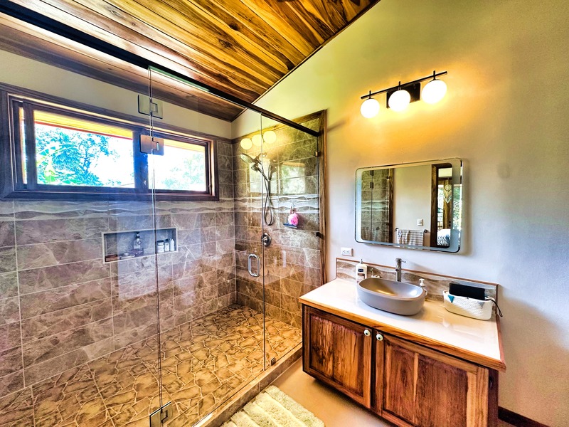 3 bed Single Family Homes For Sale in Cahuita, Limón - hero 17
