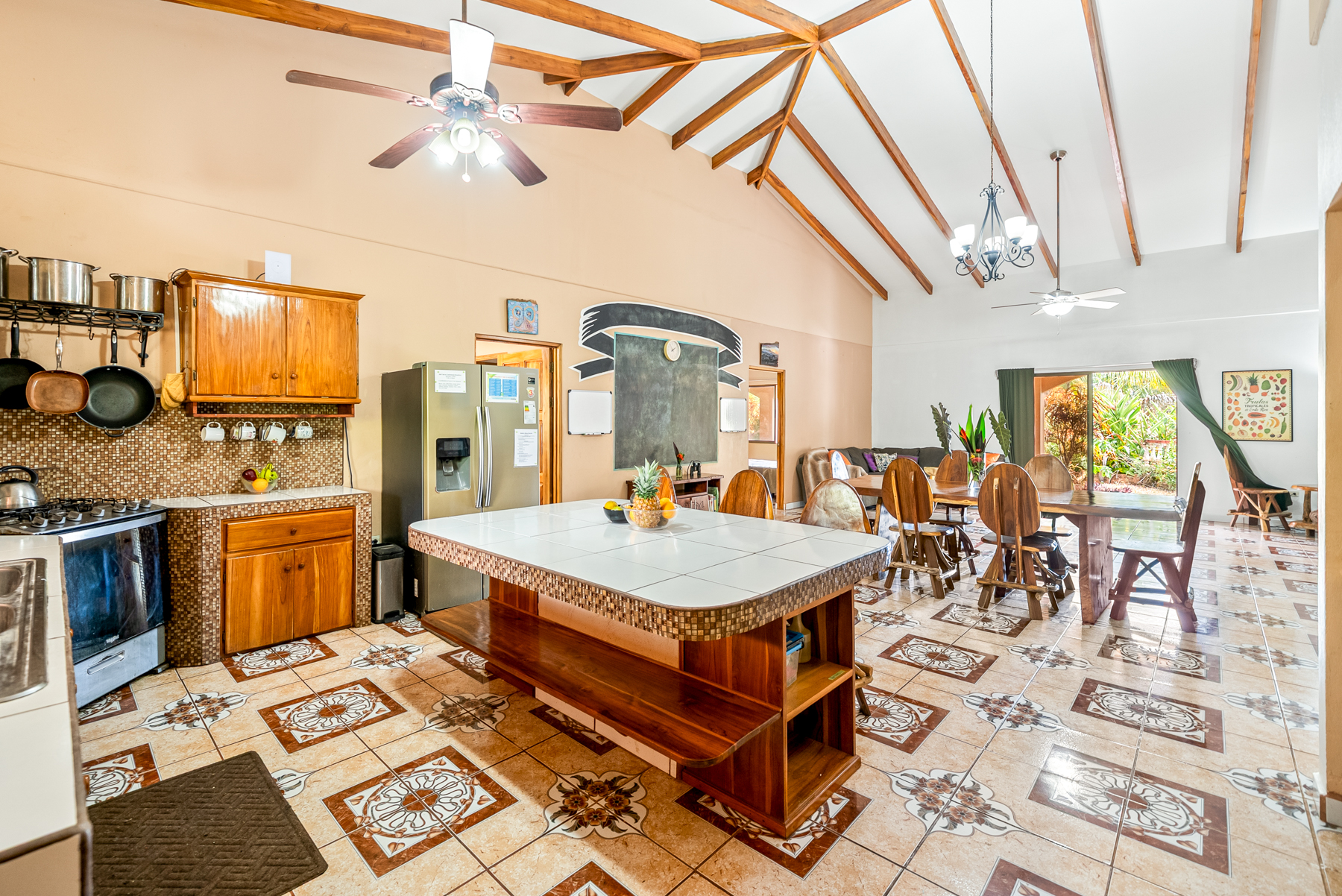 5 bed Single Family Homes For Sale in Parrita, Puntarenas - thumb 16