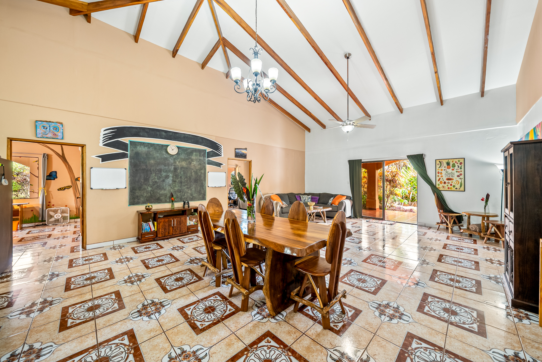 5 bed Single Family Homes For Sale in Parrita, Puntarenas - thumb 17