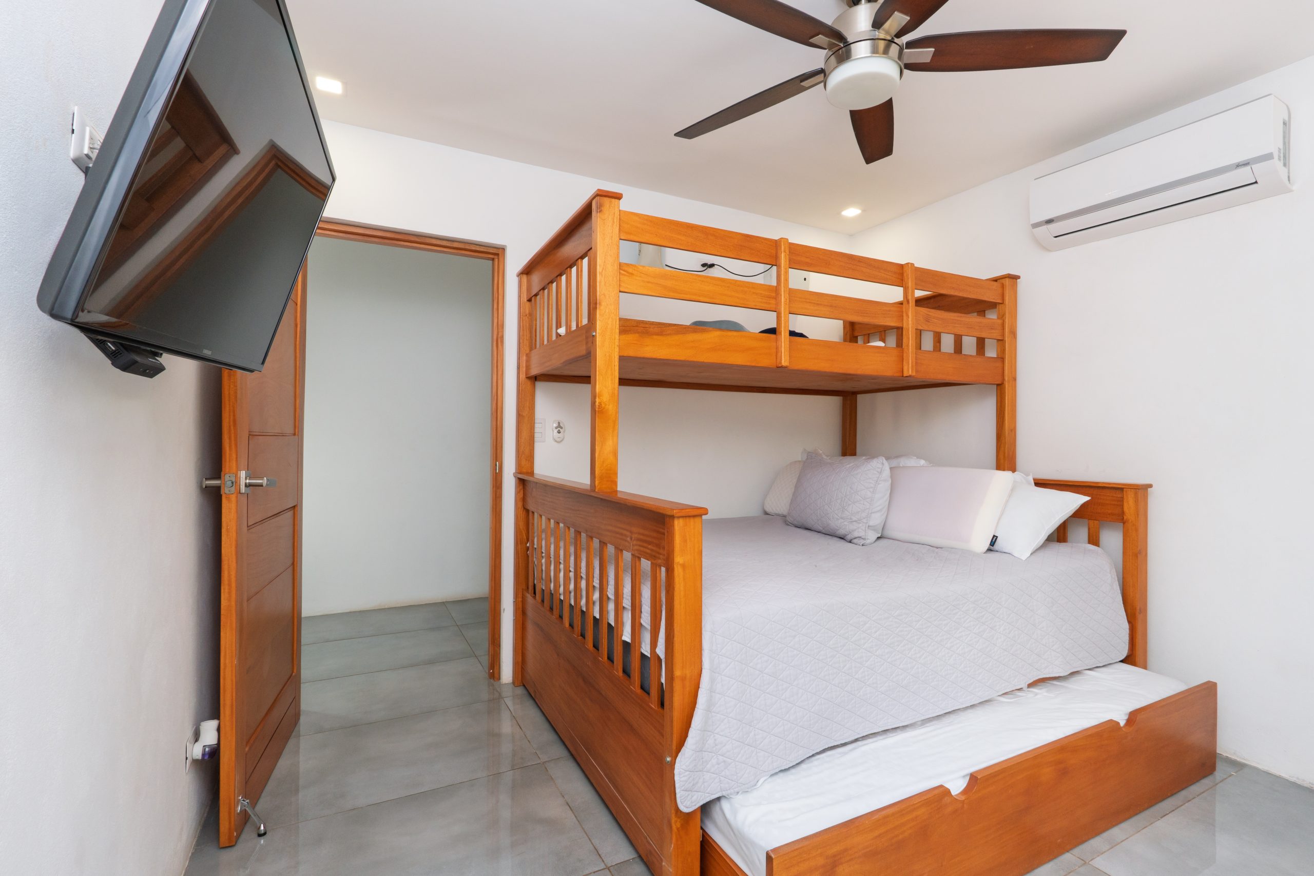 6 bed Single Family Homes For Sale in Playa Brasilito, Guanacaste - thumb 19
