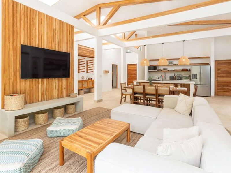 5 bed Single Family Homes For Sale in Playa Grande, Guanacaste - hero 4