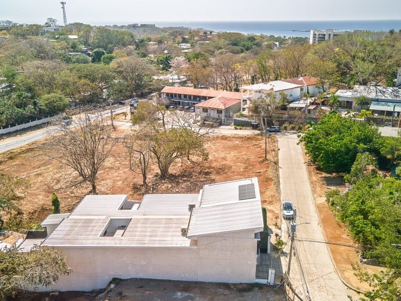 4 bed Single Family Homes For Sale in Tamarindo, Guanacaste - hero 22