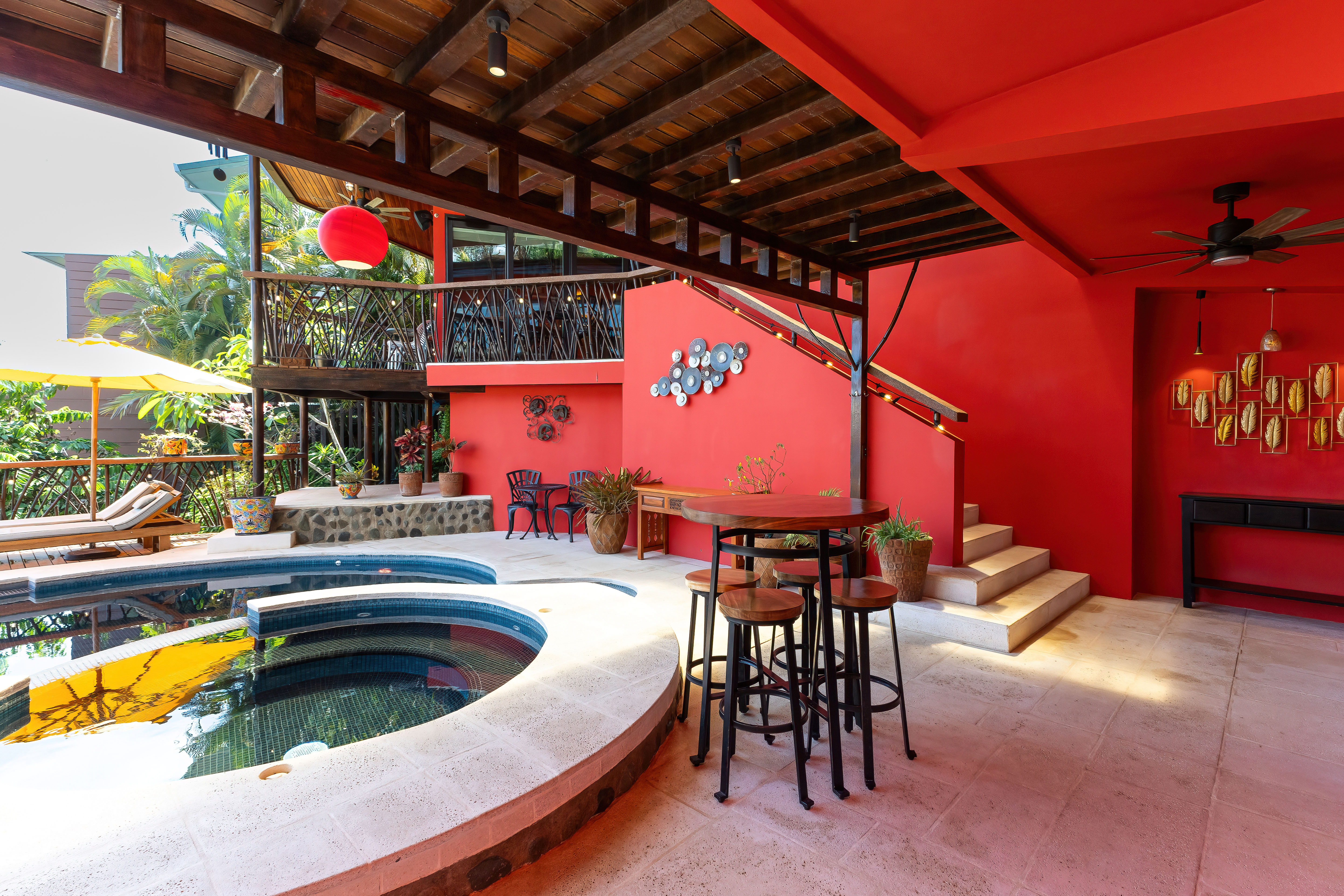 5 bed Single Family Homes For Sale in Manuel Antonio, Puntarenas - thumb 4