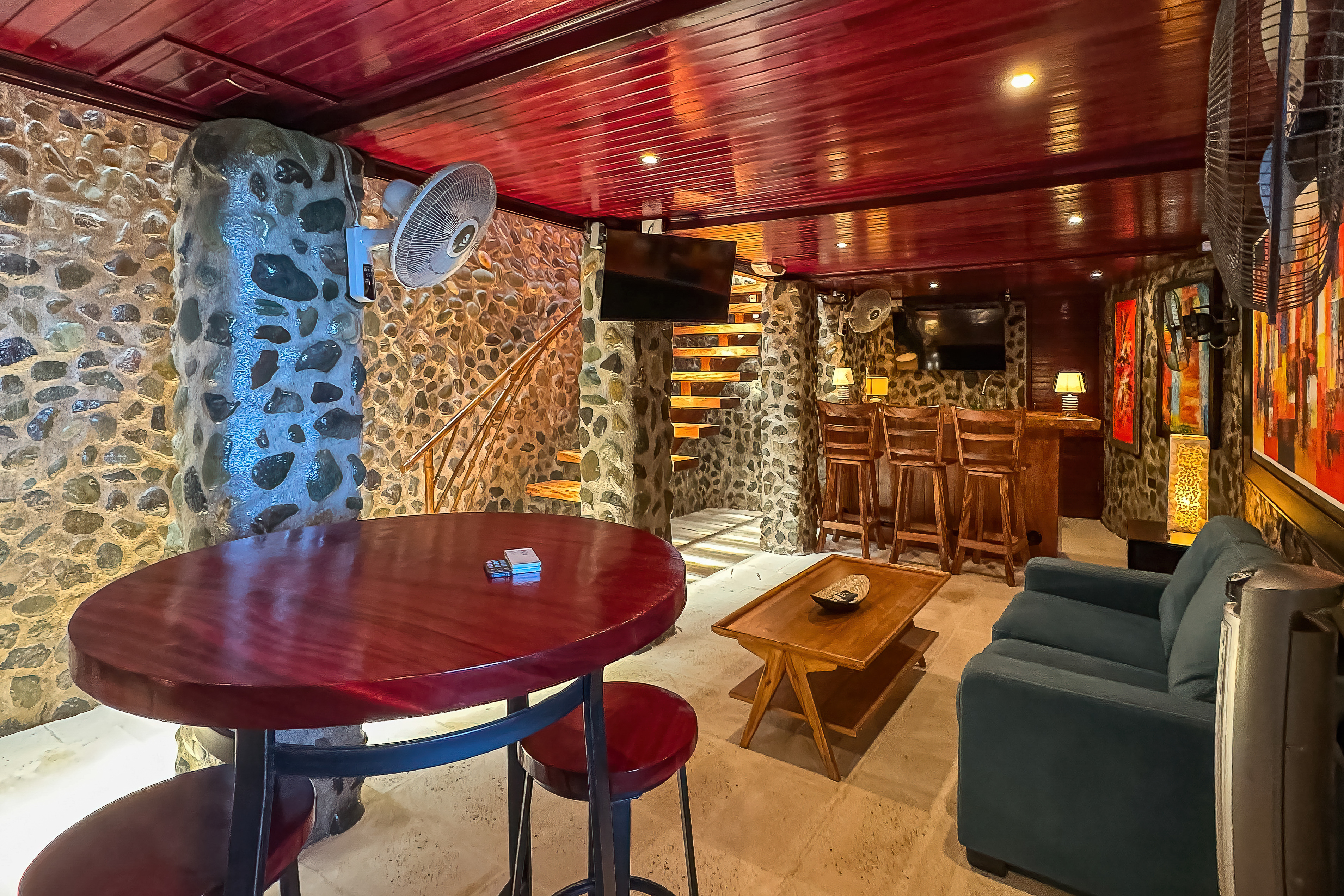 5 bed Single Family Homes For Sale in Manuel Antonio, Puntarenas - thumb 10