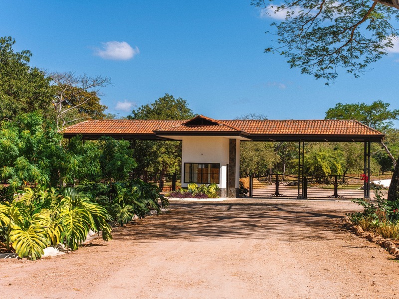 0 bed Land For Sale in Tamarindo, Guanacaste - 1