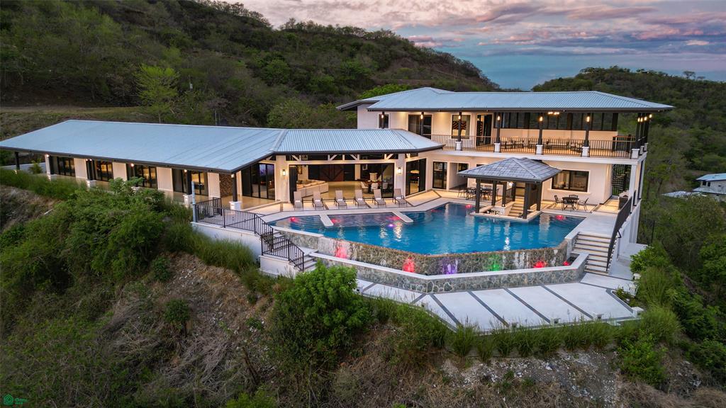 5 bed Single Family Homes For Sale in Playa Grande, Guanacaste - thumb 28