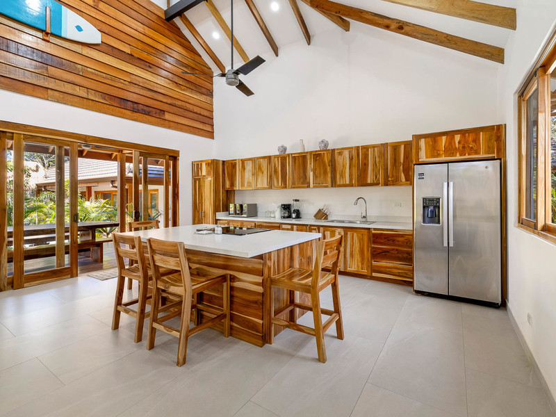 5 bed Single Family Homes For Sale in Avellanas, Guanacaste - hero 6