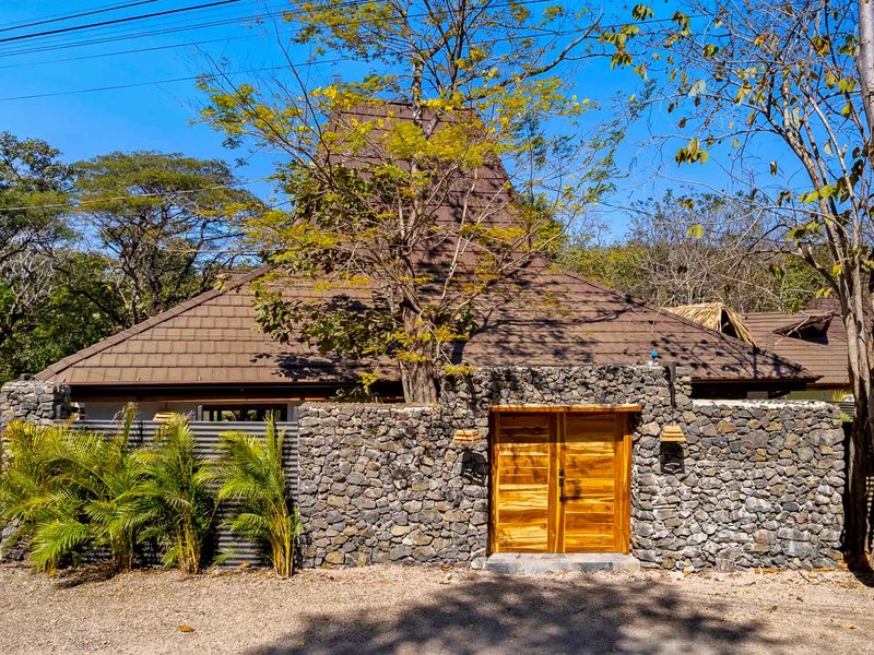 5 bed Single Family Homes For Sale in Avellanas, Guanacaste - hero 27