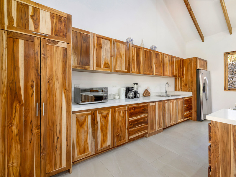 5 bed Single Family Homes For Sale in Avellanas, Guanacaste - hero 7