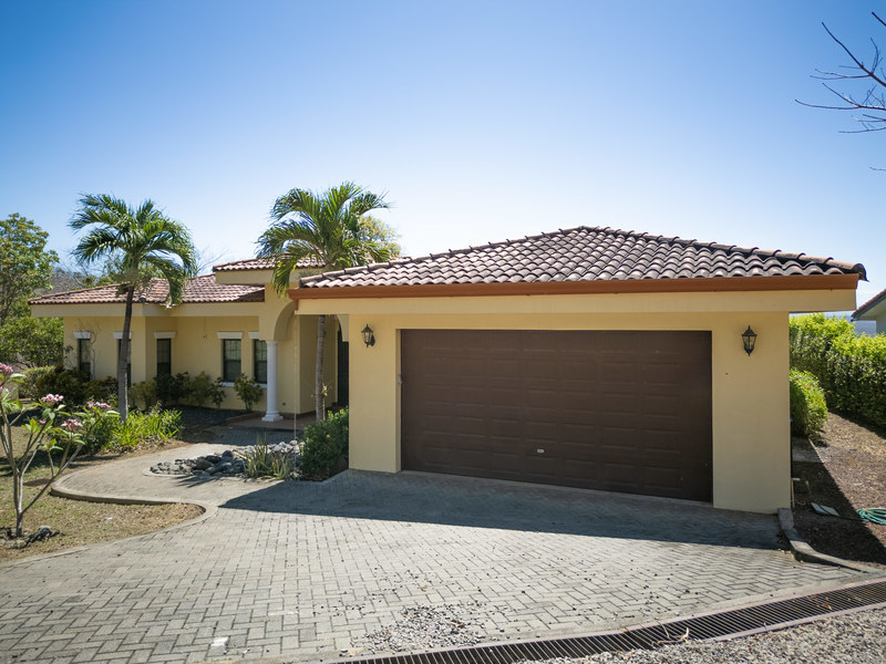 3 bed Single Family Homes For Sale in Papagayo Gulf, Guanacaste - hero 3