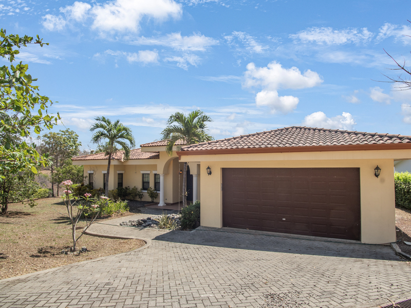 3 bed Single Family Homes For Sale in Papagayo Gulf, Guanacaste - hero 4