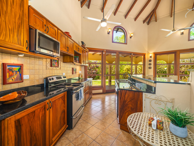 4 bed Single Family Homes For Sale in Junquillal, Guanacaste - hero 12