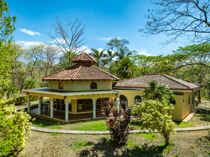 4 bed Single Family Homes For Sale in Junquillal, Guanacaste - hero 23