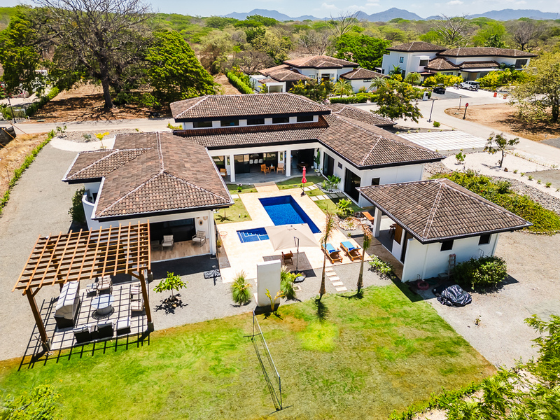 4 bed Single Family Homes For Sale in Hacienda Pinilla, Guanacaste - 1