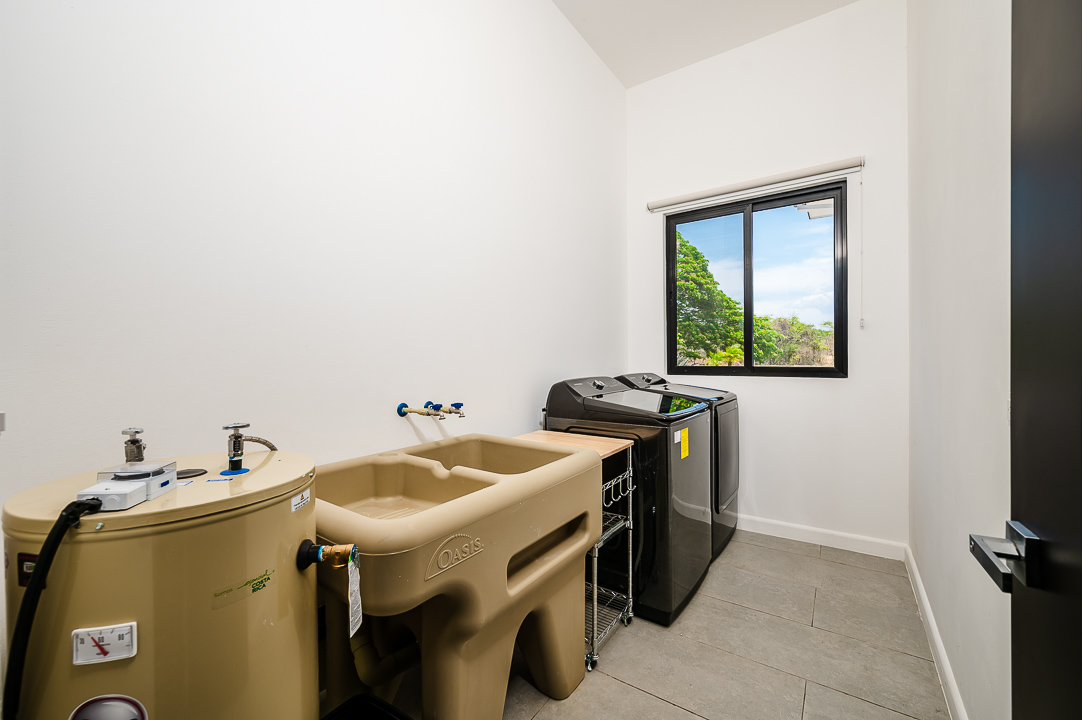 4 bed Single Family Homes For Sale in Hacienda Pinilla, Guanacaste - thumb 15