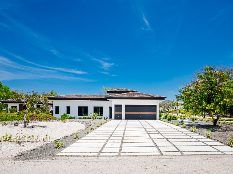 4 bed Single Family Homes For Sale in Hacienda Pinilla, Guanacaste - hero 27