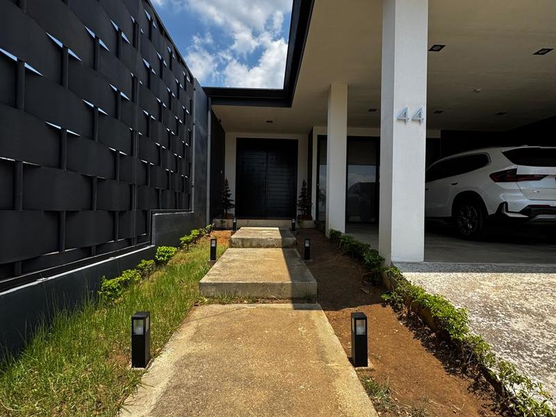 3 bed Single Family Homes For Sale in Grecia, Alajuela - hero 2