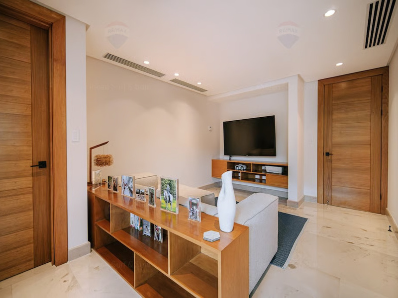 5 bed Single Family Homes For Sale in Playa Conchal, Guanacaste - hero 13