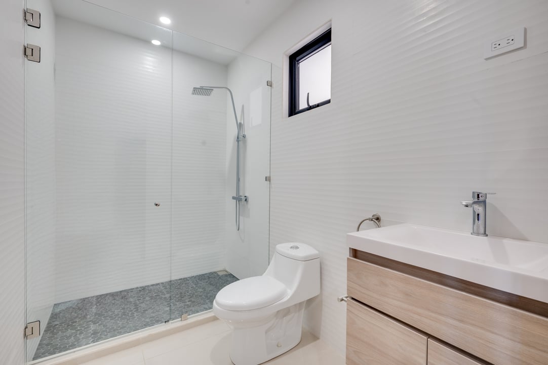 6 bed Single Family Homes For Sale in Playa Flamingo, Guanacaste - thumb 18